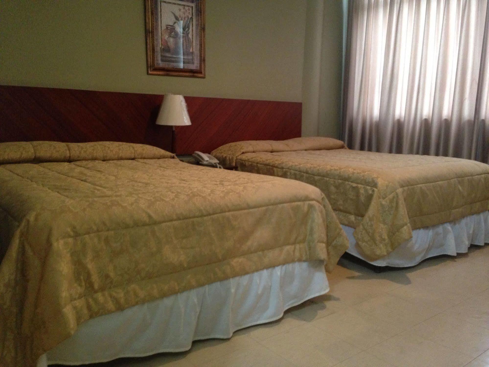 Hotel Rizzo Guayaquil Exterior foto
